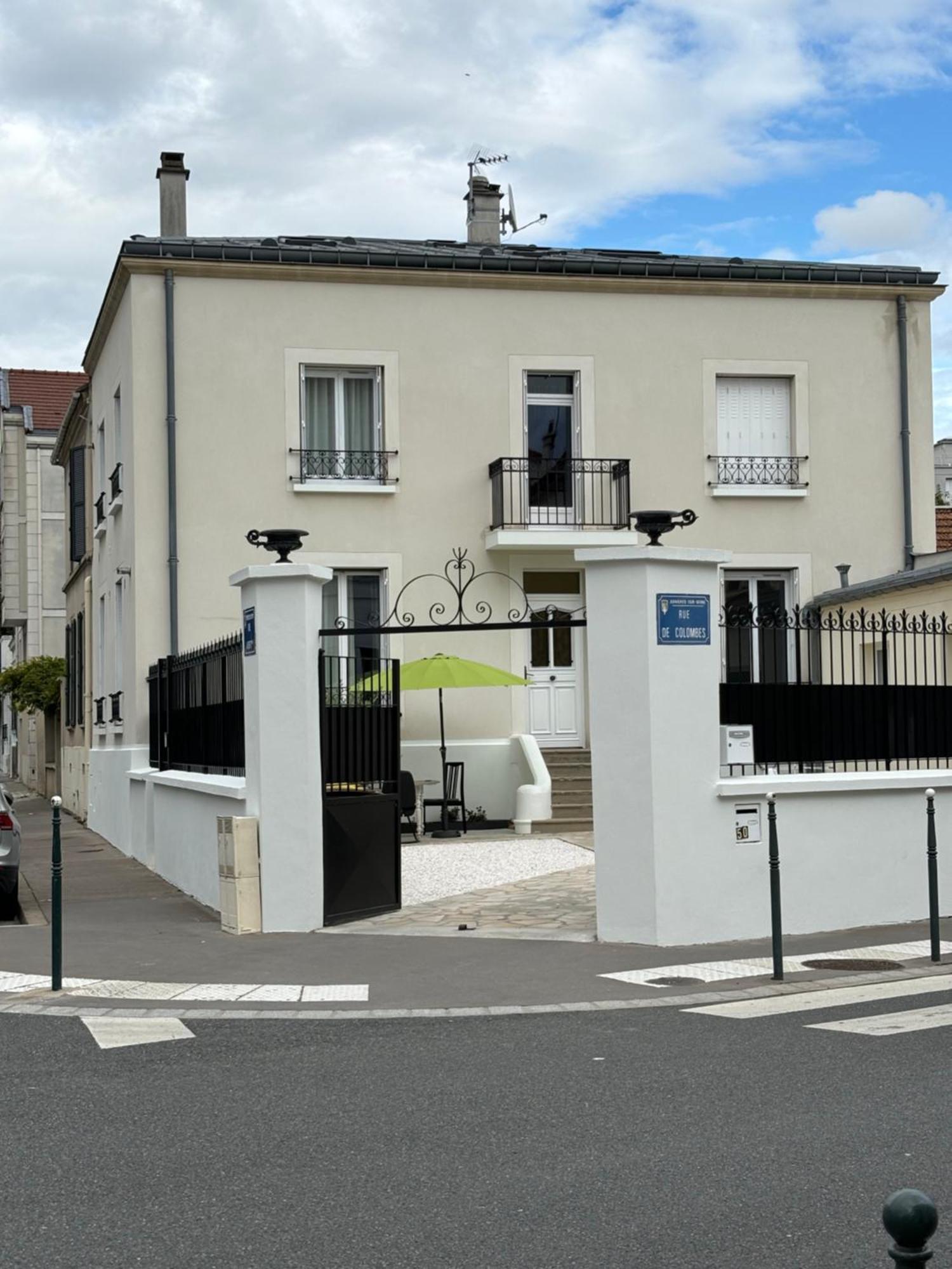 Appartement 2 Chambres Dans Une Belle Maison A Proximite De Paris Asnières Buitenkant foto