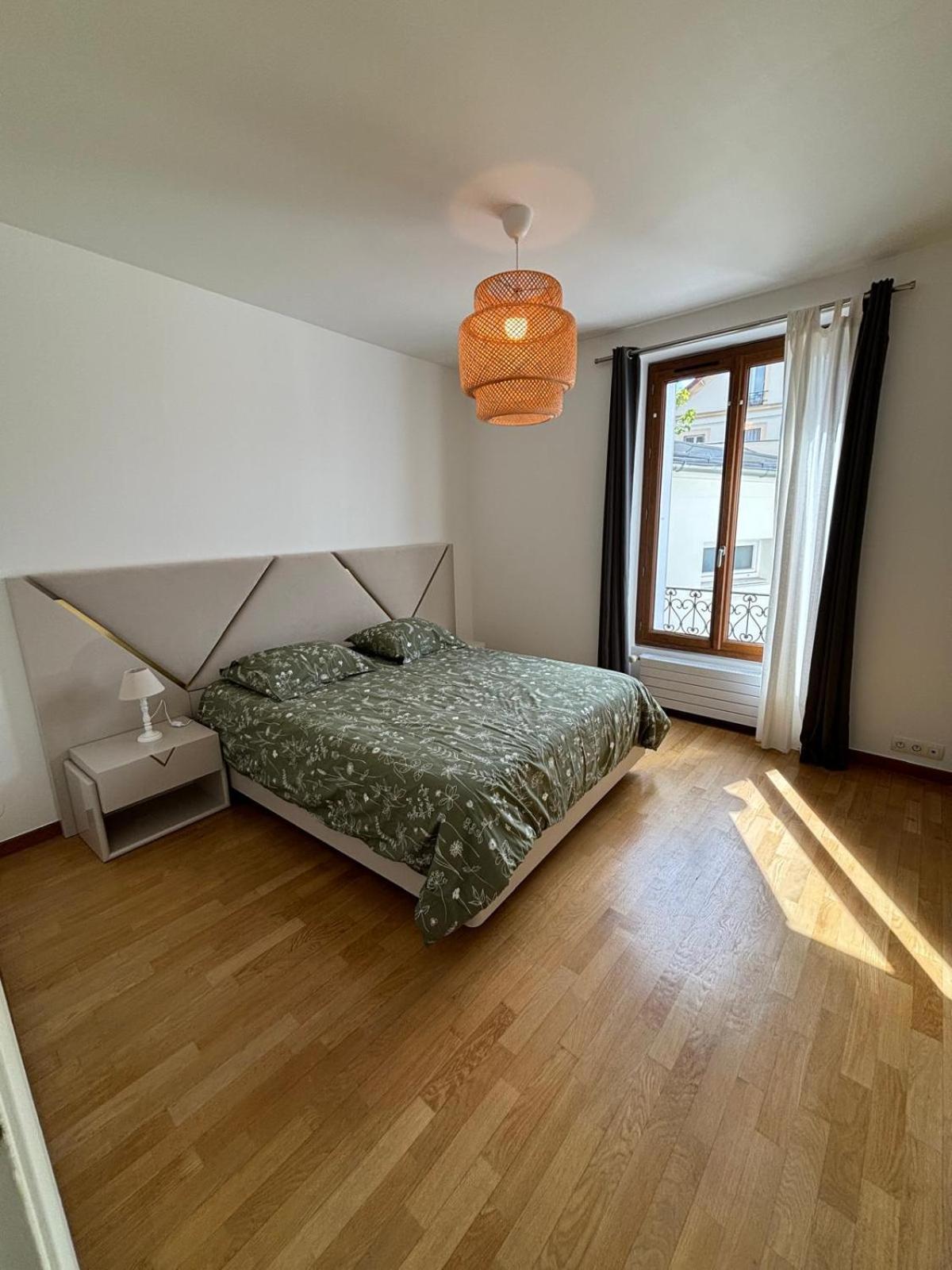 Appartement 2 Chambres Dans Une Belle Maison A Proximite De Paris Asnières Buitenkant foto
