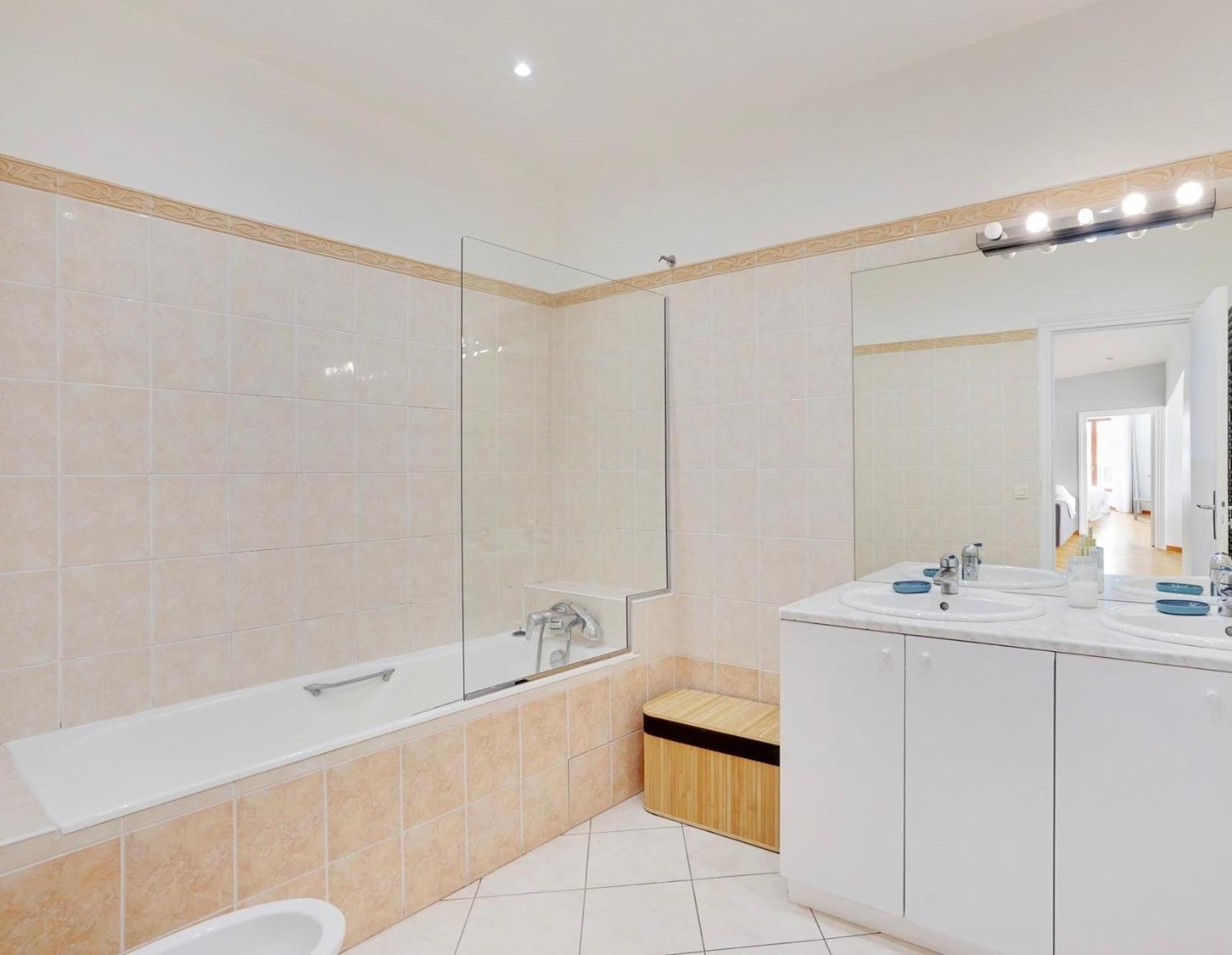Appartement 2 Chambres Dans Une Belle Maison A Proximite De Paris Asnières Buitenkant foto